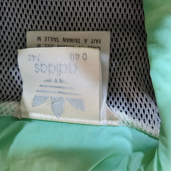 Vintage Adidas Windbreaker Size M Black Green Purple Block Embroidered Full Zip - Picture 4 of 6